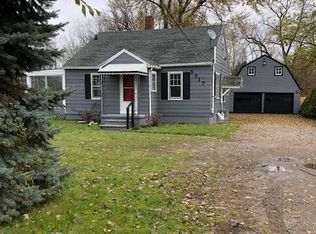 5317 S Waverly Rd, Lansing, MI 48911