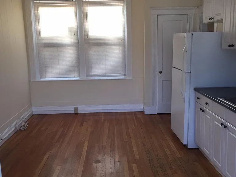 17 Lothian Rd #403 — Photo 2