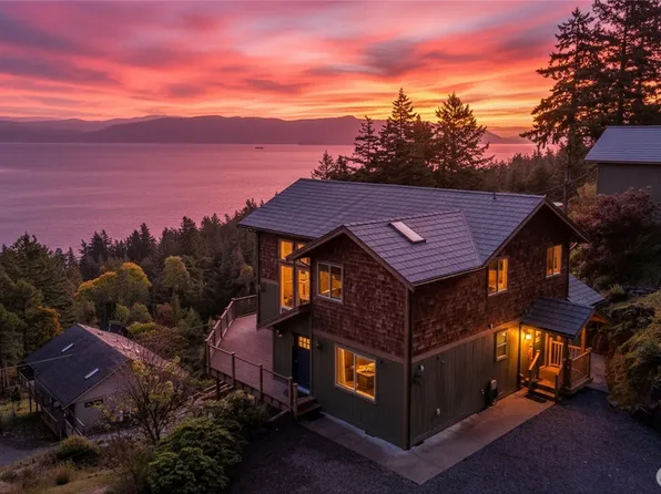 3093 Mt Vista Drive, Lummi Island, WA 98262