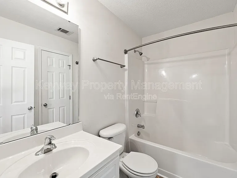 208 Satomi Way — Photo 16