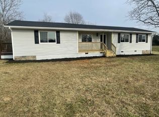 8406 Pine Hill Rd, Mechanicsville, VA 23116