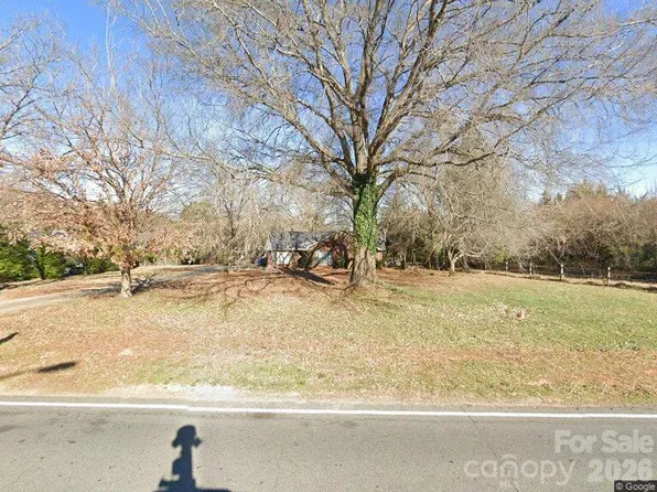 13909 Thompson Rd, Mint Hill, NC 28227