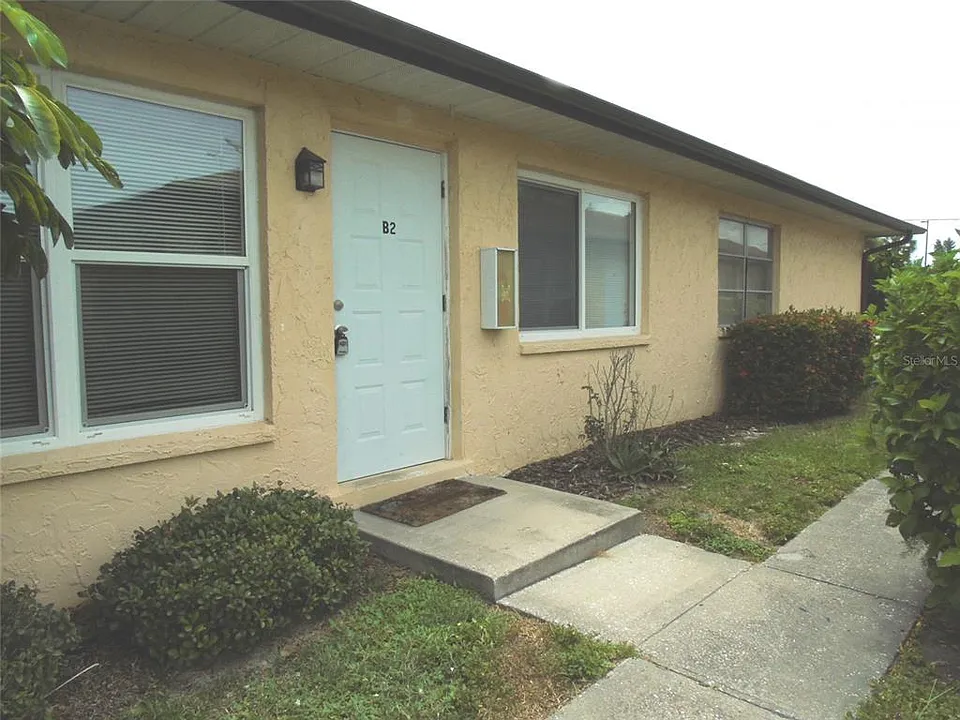 21150 Gertrude Ave #2