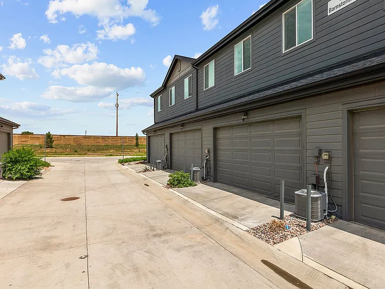 2726 Barnstormer St #4 — Photo 21