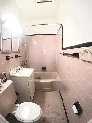 Rented by Axxess Realty Group | media 8