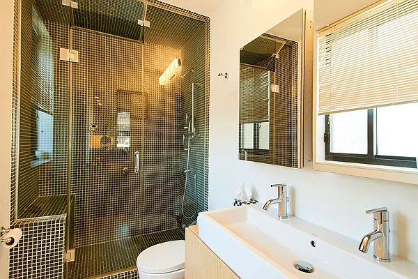 Sold by Nest Seekers International | media 1