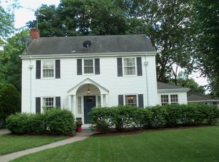 417 E Main St, Morris, IL 60450