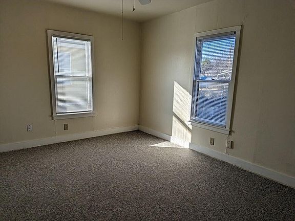 4th image of 1409 S Van Buren St