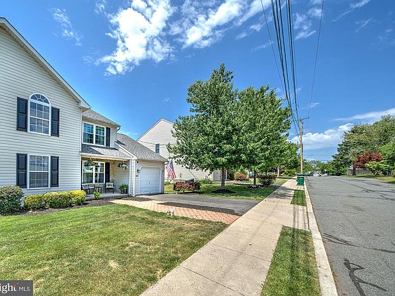2nd image of 351 Cherry St
