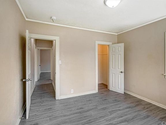 5th image of 1149 E 69th St