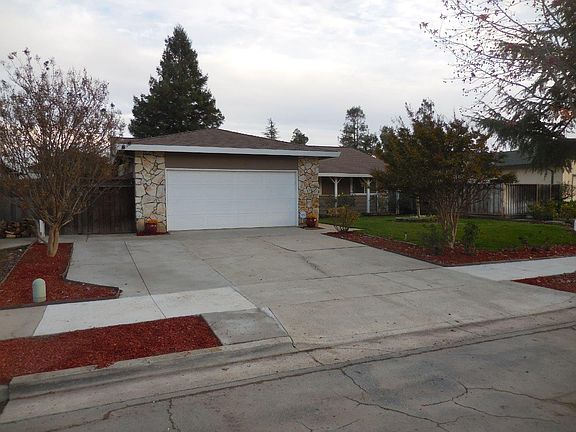 2nd image of 770 Alamo Dr