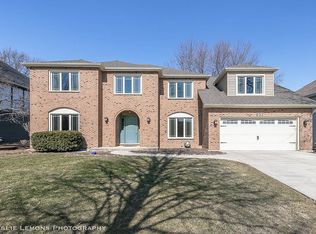 931 Dakota Cir, Naperville, IL