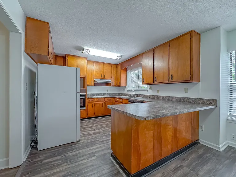 3735 Donovan Dr #A — Photo 11