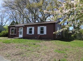 61 Amherst St, Lawrence, MA 01843