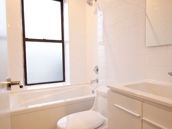 4th image of 26 Irving Ave #3GH