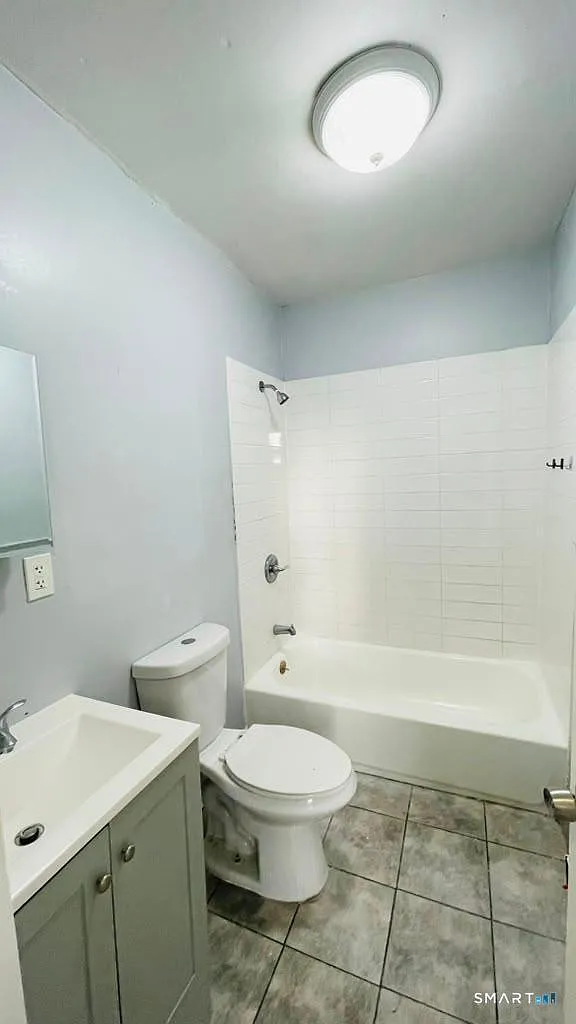 2 bed, 1.0 bath, 850 sqft, $1,350 — Photo 4