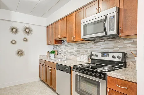 Stonegate at Devon Apartment Homes Photo 1