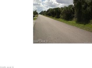 461 17th St NW, Naples, FL 34120