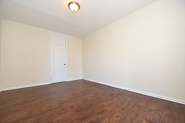 Rented by Keller Williams NYC | media 16