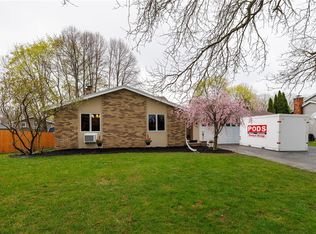 145 Mountain Ash Dr, Rochester, NY 14615