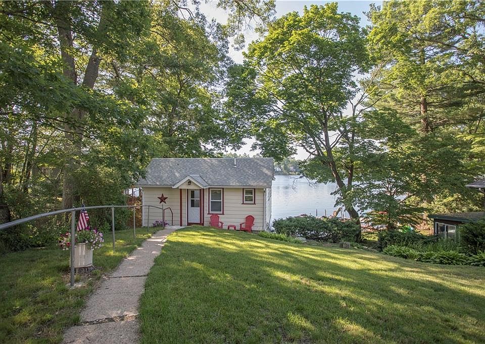 340 Oakridge Ave, North Attleboro, MA 02760 Zillow