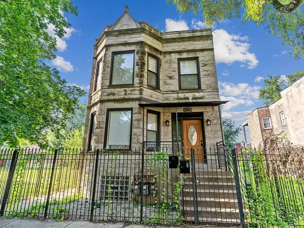2915 W Flournoy St, Chicago, IL 60612