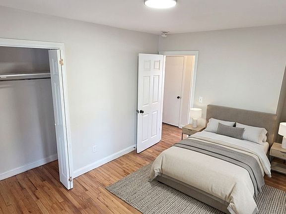 5th image of 2076 Seneca Dr