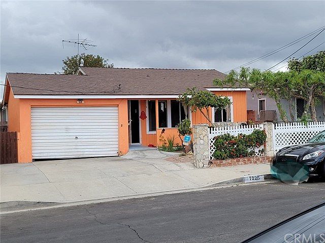 1st image of 1025 W Cruces St