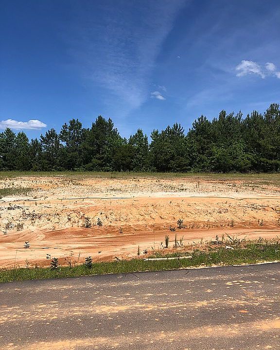 2nd image of Hidden Creek Dr #10