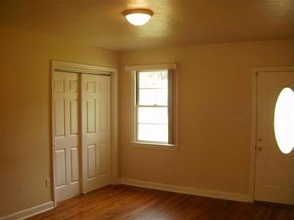 2nd image of 903 Delores Dr