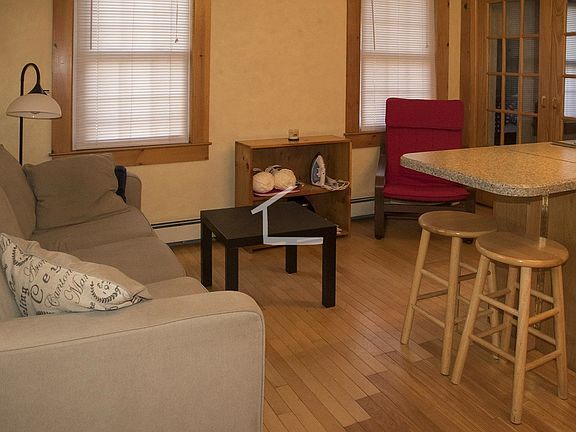 2nd image of 48 Dighton St #001