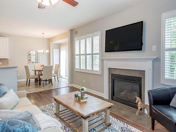 4th image of 2711 Kantian Dr