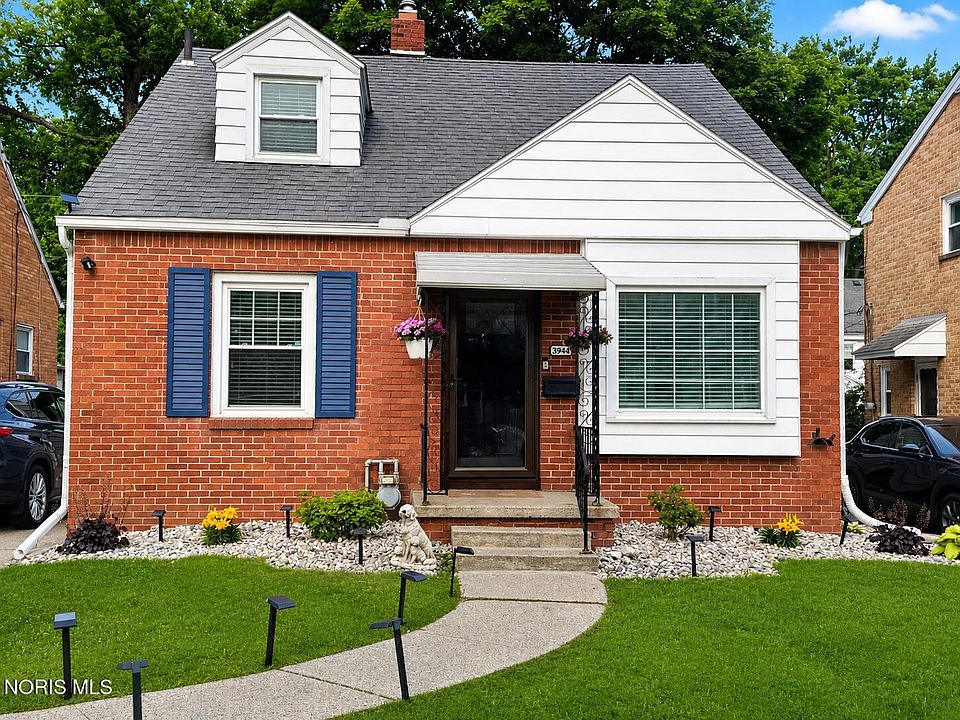 1st image of 3944 Woodmont Rd