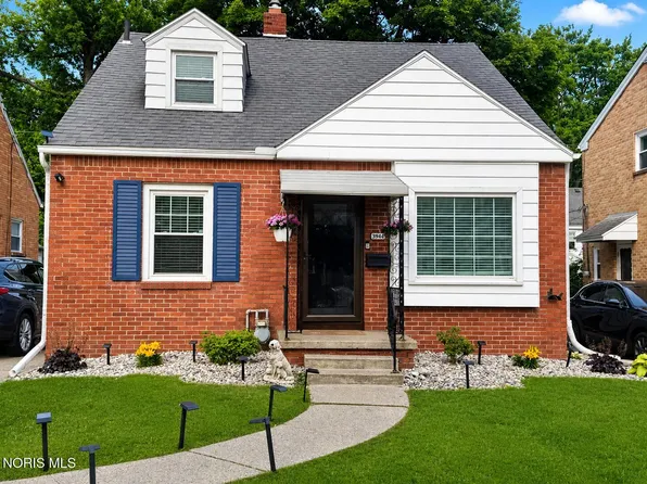 3944 Woodmont Rd, Toledo, OH 43613