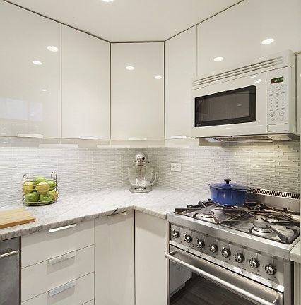 4th image of 447 W 45th St APT 1D