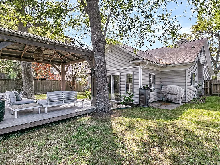 2045 Arundel Pl — Photo 9