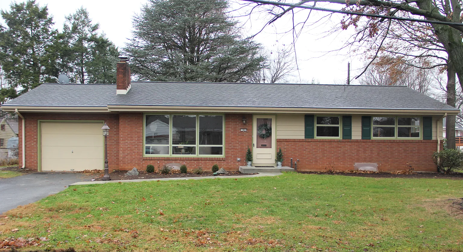 184 School Ln photo 1