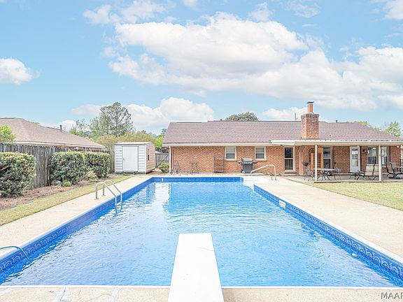 3rd image of 219 Davors Dr