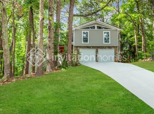 6268 Field Glen Rd, Stone Mountain, GA 30087