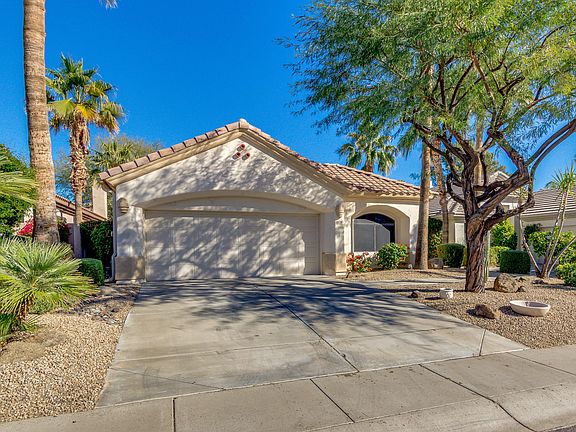 3rd image of 4539 N Clear Creek Dr