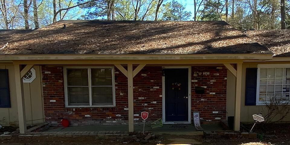 1st image of 247 Dona Ave