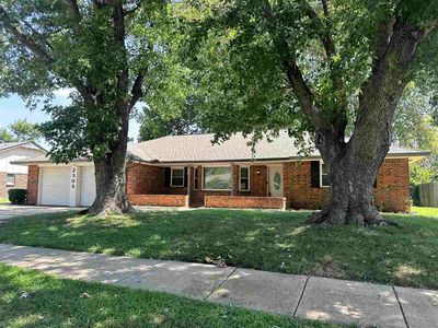 2305 NE Village Dr, Lawton, OK, 73507