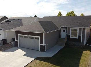 538 E 24th St, Wainwright, AB T9W0B9