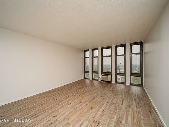 3rd image of 6700 S South Shore Dr APT 21D