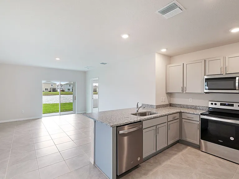16818 Yard Spring Dr — Photo 10