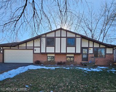 31205 Leelane St, Farmington, MI, 48336