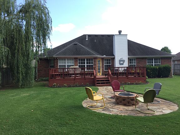 3rd image of 4303 W Worthington Dr