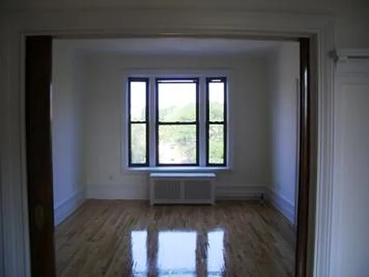 Rented by Corcoran | media 18