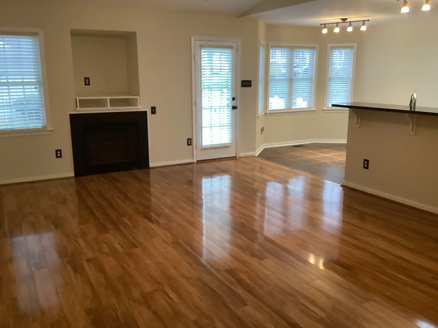 3 bedroom Home Chesterfield-Ashbrook Subdivision-Cosby High — Photo 4
