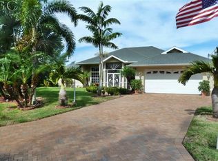 2016 NW 44th Pl, Cape Coral, FL 33993